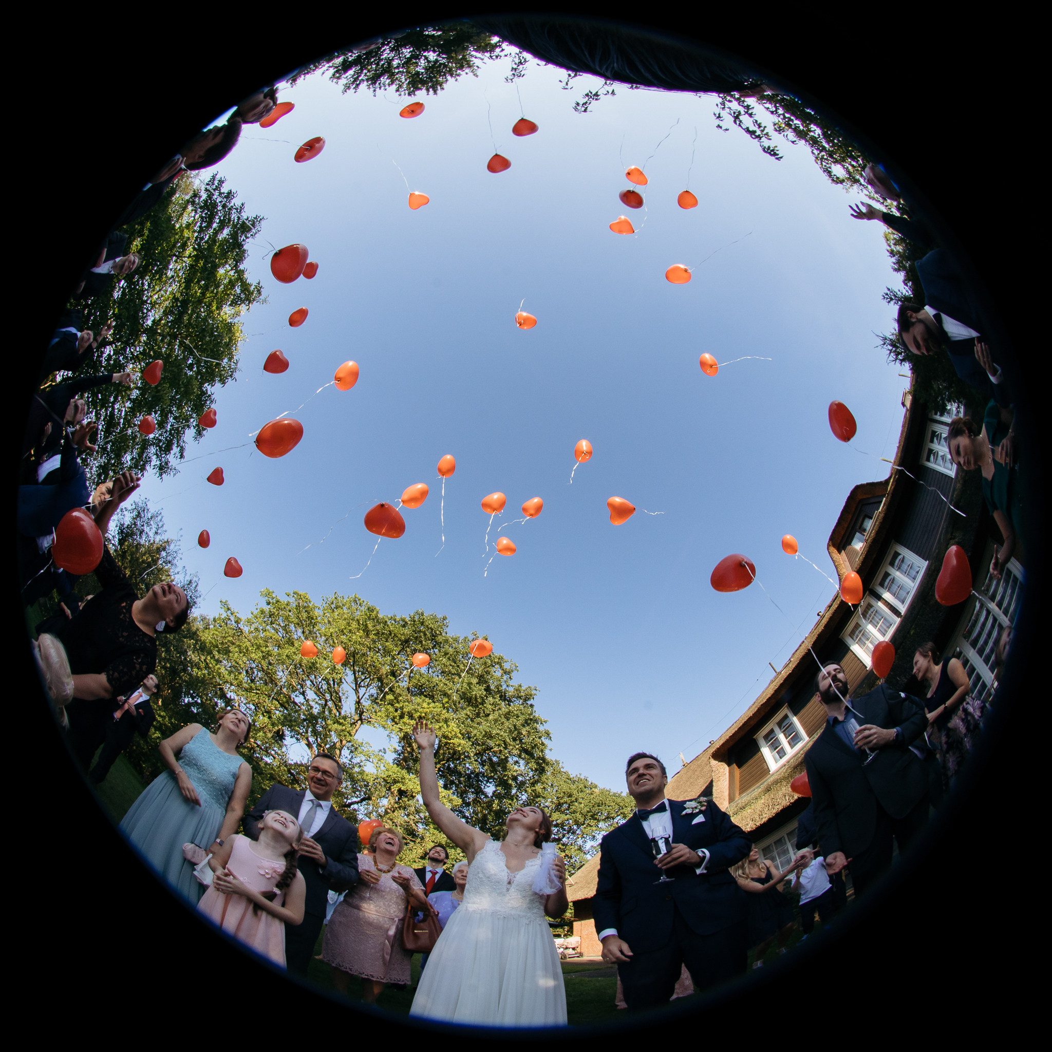 Hochzeit Luftballons steigen lassen