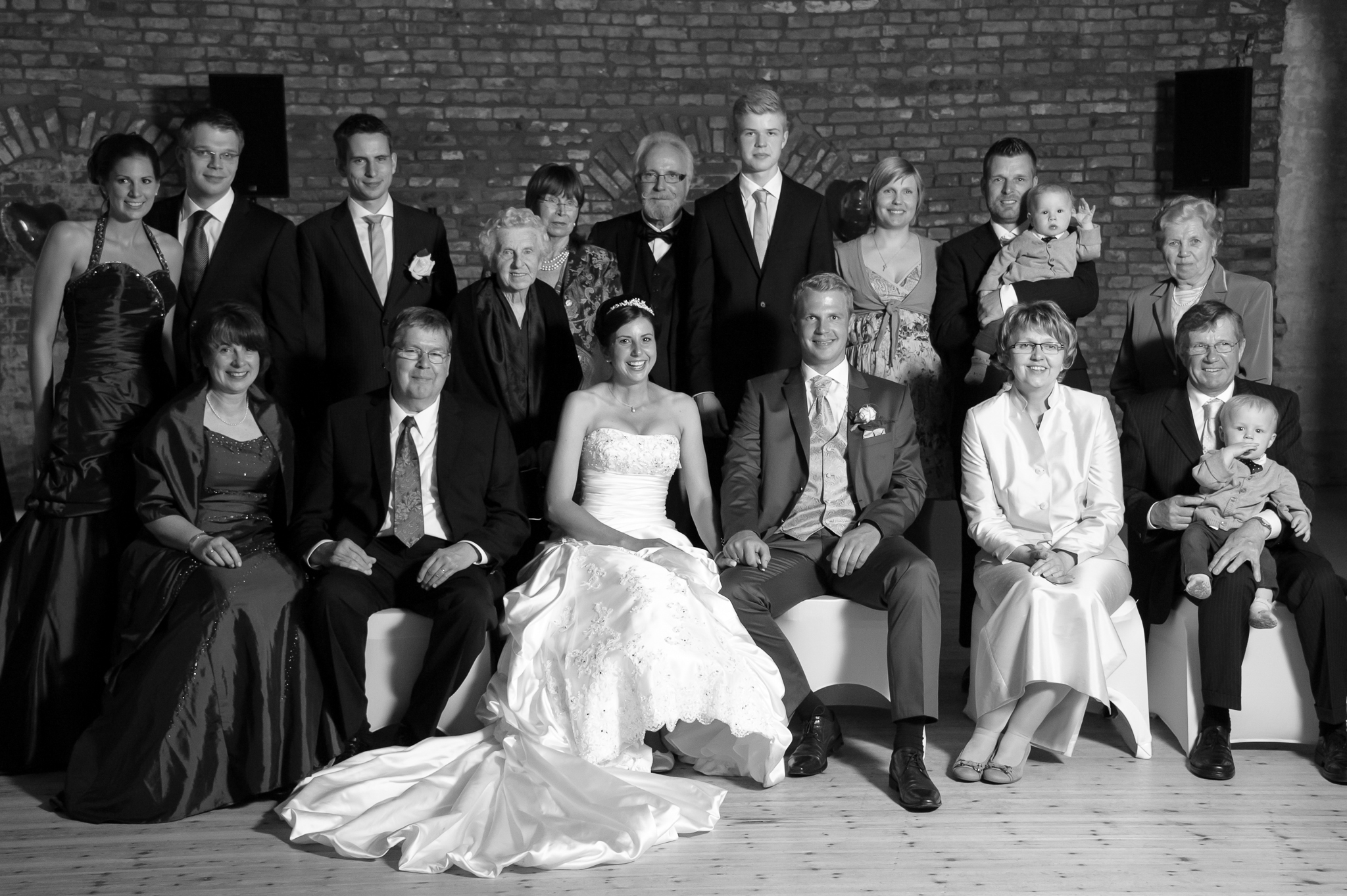 Indoor Familienfoto Hochzeit